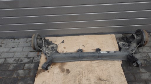 H1BC-AE - Задняя балка ford fiesta mk8 задняя подвеска