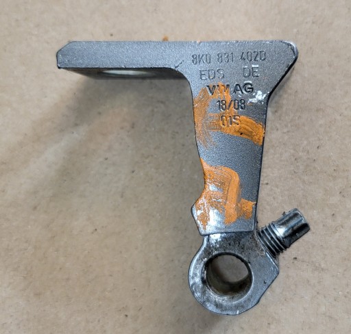 hinge door POLOWKA DOL right SEAT AUDI A4 A5 B8 8T OE LY7G SREBRNY