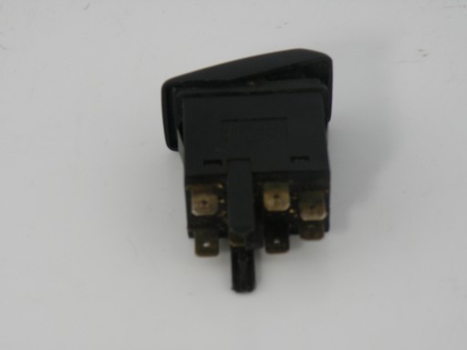 interruttore luci Luci di emergenza VW GOLF SAEQC82 VW