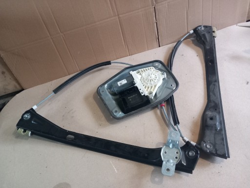 M4S1400010322 - Vw golf v 5 03-09 двигун склопідйомника лівий передній oe 1k0959793c