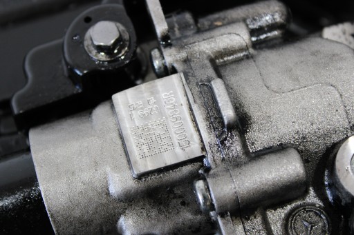 pump oil R9MA500 150009846R MERCEDES C-KLASA W205 SB 1,6 CDI