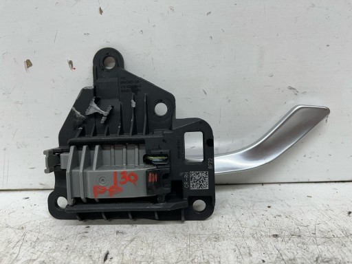HYUNDAI I30 III handle inner door right front 82623-G4000