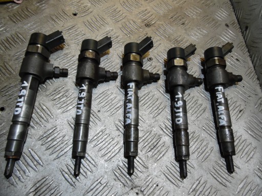 УПРИСКУВАННЯ В ЗБОРІ ALFA ROMEO 156 0445110002