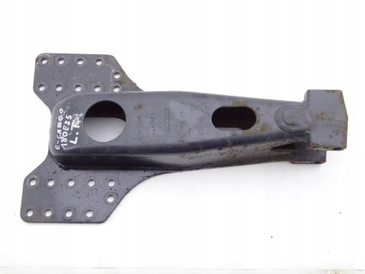 15995 - IVECO EUROCARGO 08 - КРЕПЛЕНИЕ ТЯГИ ЛЕВЫЙ ЗАДНИЙ 22,5