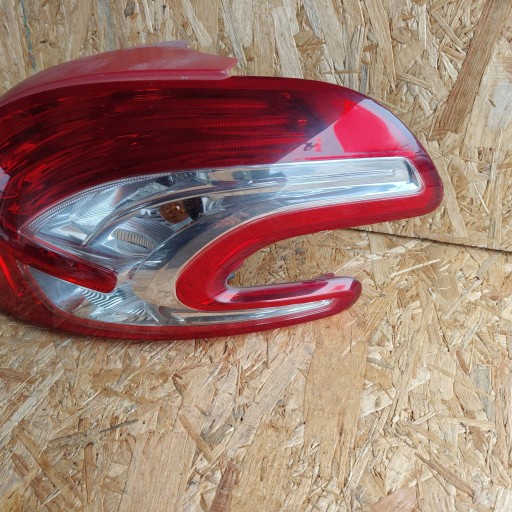 light rear rear part side right Peugeot 208 9672628380