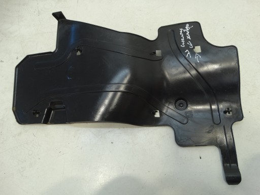 cover NADKOLA right front PEUGEOT 208 2008 CITROEN C3 III 9673876780