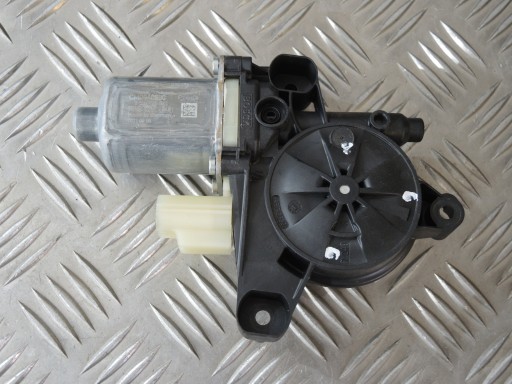 CM0940800 - Мотор вікна ford kuga mk3 escape 0130822089