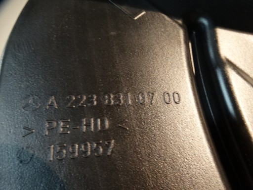IDEALNY drain air left MERCEDES W223 1