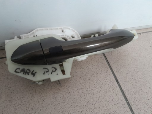 KIA CARENS IV 13-РУЧКА ПЕРЕДНЬОЇ ПРАВОЇ KEYLESS