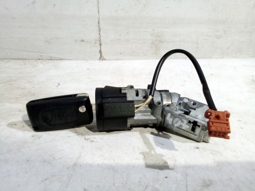 Peugeot 407 ignition z kluczykiem N0502073