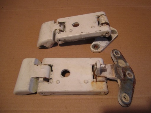 IVECO DAILY III 99-ШАРНІРИ ЗАДНЯ ПЕТЛЯ ЗАДНЯ 270