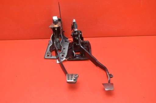 ПЕДАЛИ ТОРМОЗА СЦЕПЛЕНИЯ EU MITSUBISHI LANCER VIII