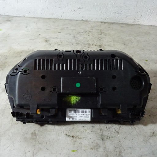 BMW 1 F20 1.6D dials 17649411