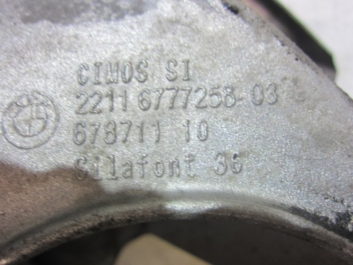 BMW E70 3.0Si X5 N52 holder right of the engine 6777258