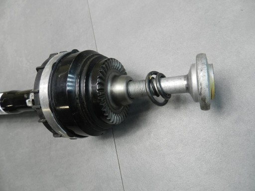 BMW 3 G20 semi-axis left rear part 8487123