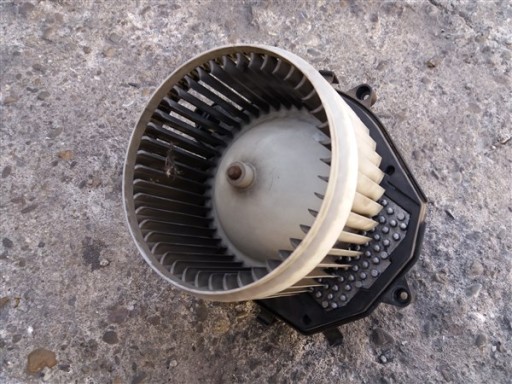 ВЕНТИЛЯТОР ОТОПИТЕЛЯ CITROEN C4 PICASSO И ЕВРОПА