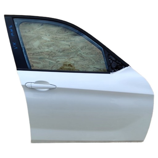 dveře přední pravé BMW X1 E84 kompletní BIALA PERLA A96 09-15