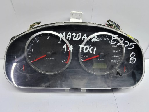 Mazda 2 2003 Liczniki, dials J37G