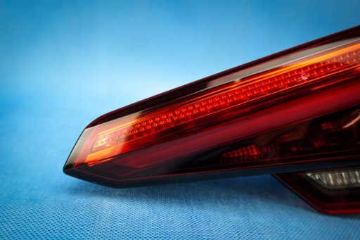 Feux phare Arrière Droit du capot Matrix Audi A4 S4 8W B9 Berline 8W5945094C