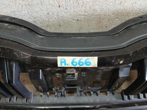 Grille SKODA OCTAVIA IV 4 LIFT 5E3 5E3853653C
