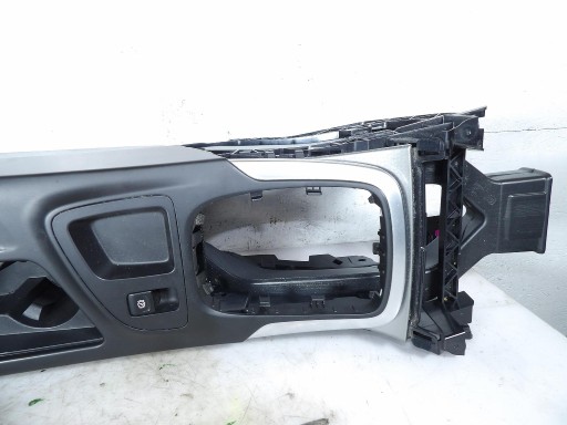 OPEL INSIGNIA A LIFT KOMBI tunnel central