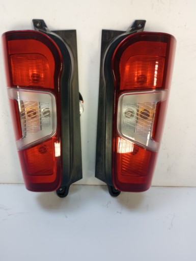 light rear PEUGEOT PARTNER below door 9826554880 23r left