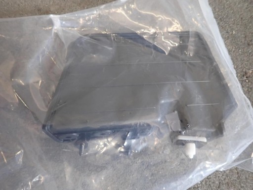mudguard flap right HYUNDAI TUCSON III 2015- 86862-D7000