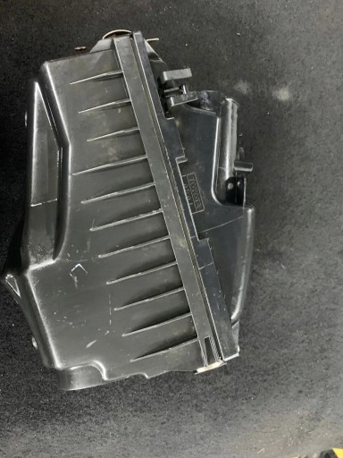 Gehäuse filter luft TOYOTA COROLA AVENSIS T25