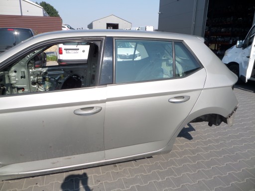 SKODA FABIA III 3 HB Tür hinten links heck W Farbe LF8H