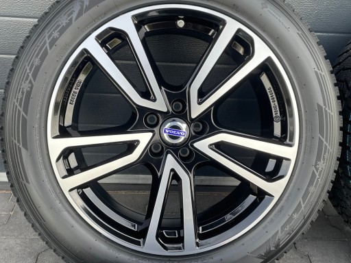 VOLVO XC60 зимние колеса 235/55 R19 HANKOOK новые