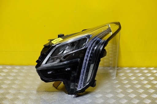 84338105 - CADILLAC XTS 2018- ФАРА ЛІВА LED США