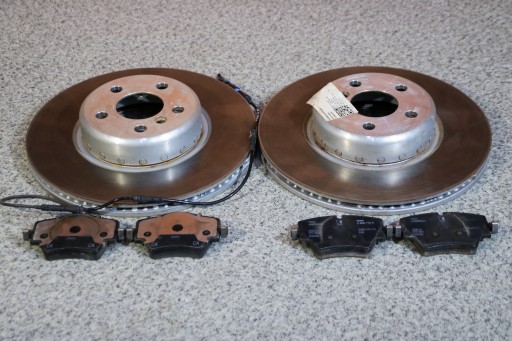 BMW G20 330i discs plates front 330x24 9 km !!!