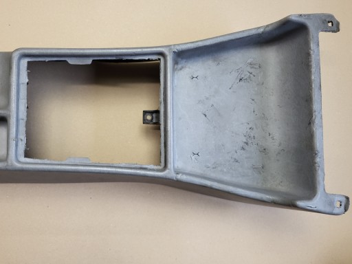 TUNEL mitte MERCEDES 190 W201 2016831325 OE EU grau