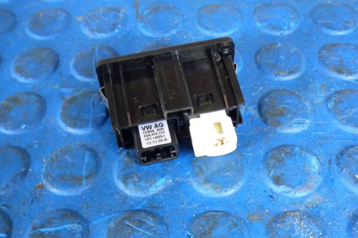 Volkswagen Golf VII adapter port aux usb 5G0035222C