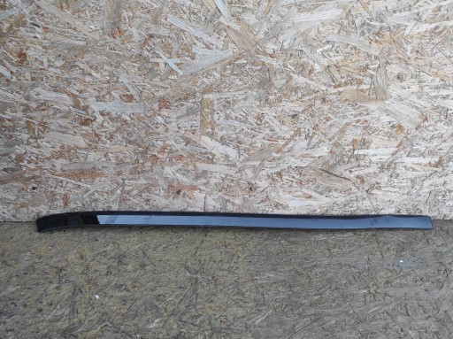 НАКЛАДКА НА КРЫШУ ЛЕВАЯ LAND ROVER DISCOVERY V