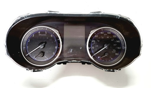LICZNIKI dials INFINITI Q50 USA