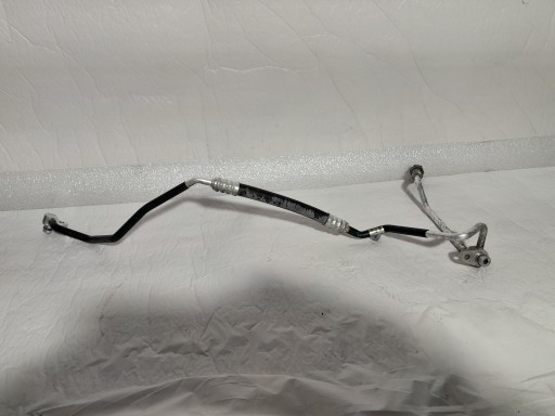 AUDI A4 B9 LIFT vezetö cső, csővezeték a klímának 8W1816720G