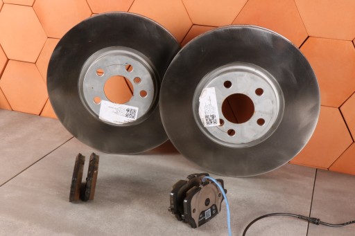 BMW F70 F74 U06 X1 U11 X2 U10 discs plates front 335x30 6891081