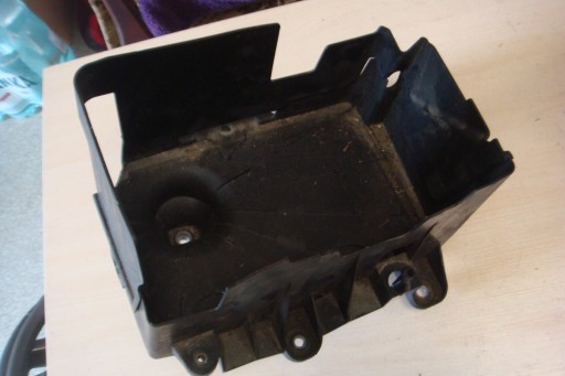 VW POLO V 6C АККУМУЛЯТОРНАЯ БАЗА 1.4 TDI CUS