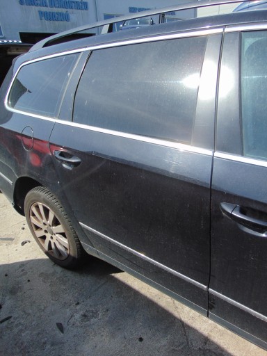 ДВЕРІ ЗАДНІ ПРАВІ VW PASSAT B6 LC9X COMBI