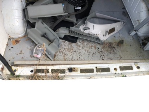 TRANSIT MK7 06-13R ЗАДНИЙ РЕМІНЬ ЗАДНЯ ВАННА В ПІДЛОГІ