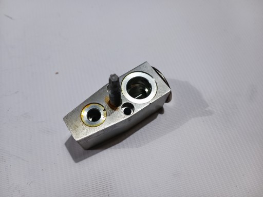 Sensor rozprezny vorne Ford Flex 11