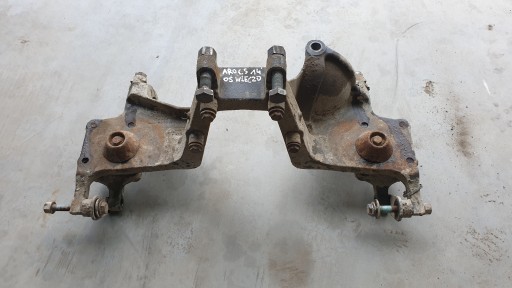 9603257209 - База крепления подушек стабилизатора продольной оси arocs actros mp4