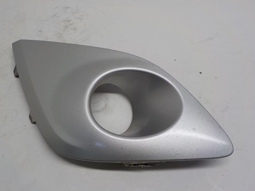 RENAULT SCENIC GRAND SCENIC III mřížka nárazníku pravý předek 261520001R