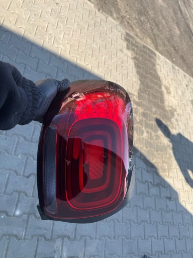 Левая задняя лампа Citroen C3 Aircross