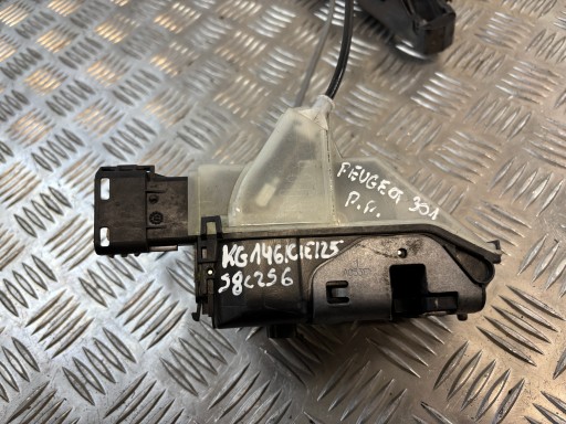 lock door right front Peugeot 301 PSA767857