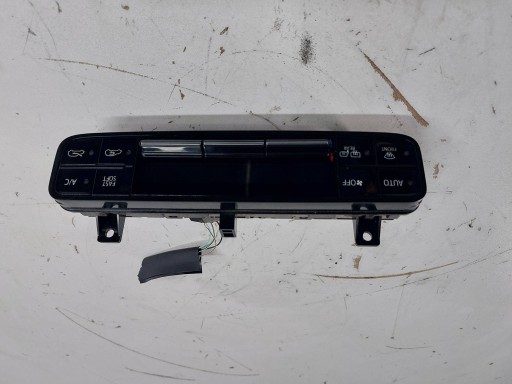 TOYOTA AURIS II 1.8 HYBRID PANEL Bouches buses Climatisateur air conditionné 55900-02C60