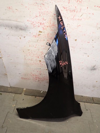 fender front front left VOLVO XC60 II 2017