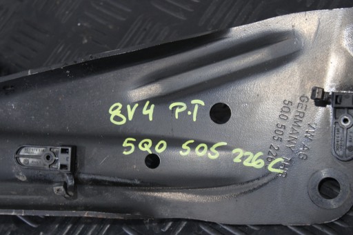 Querlenker rechts heck 5Q0505226C AUDI A3 8V0 8V4 2013