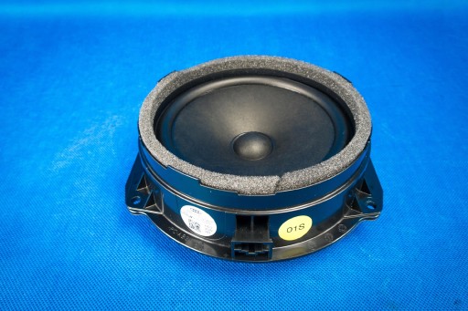 speaker niskotonowy rear part Audi A8 4N D5 8V4035411D